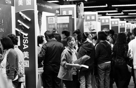 Chinese flock to US for further education