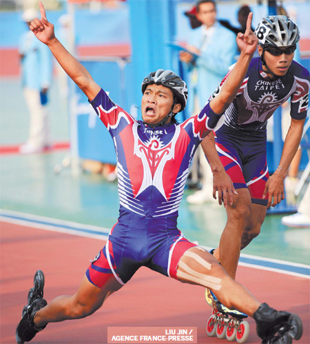Korea, Chinese Taipei get their skates on while they can