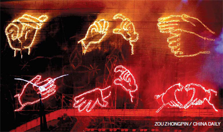 Dactylology fires up opening show