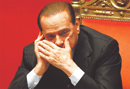 Berlusconi wins first round of parliament by a slim margin