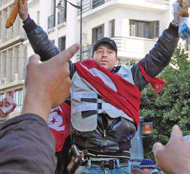 Ex-leader's strongmen put under house arrest