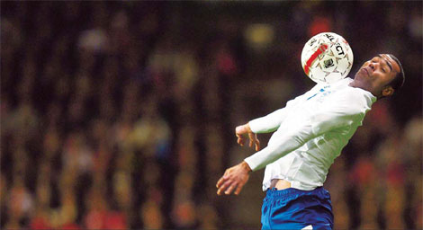 Capello faces striking dilemma