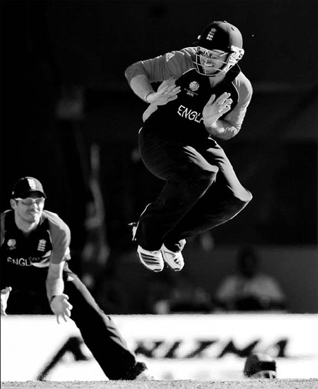 Pietersen out of World Cup