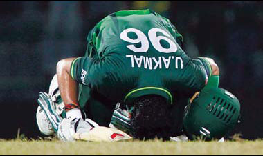Gul shines in major win over Aussies: Waqar