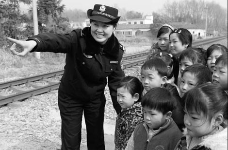 Police officer keeps safety on track