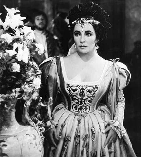 Film legend Elizabeth Taylor dies at 79