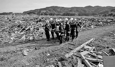 Japan might need at least $100b for reconstruction