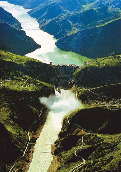 Hydro powering clean energy growth