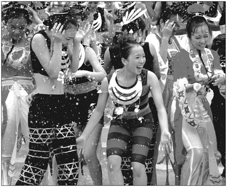 Rising tide of tourist attractions in Hainan