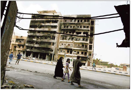 NATO airstrikes continue to pound Libyan capital