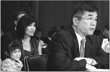 Locke breezes through Senate hearing