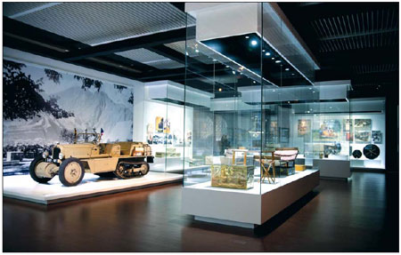 Exhibition Special :National Museum introduces LV's idea about art