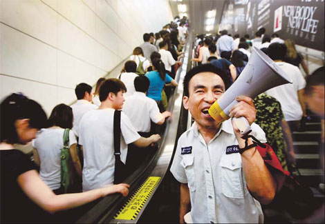 Subway stations checked for faults after fatal crush