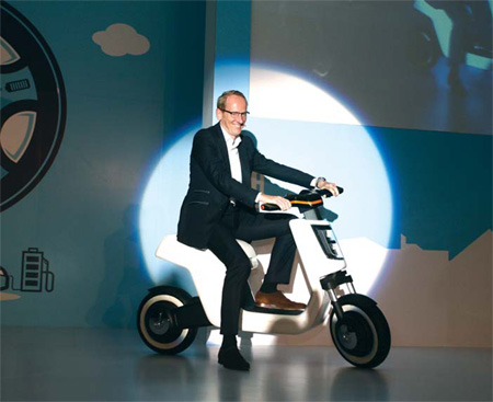 Auto Special: VW electrifies workshop on the future of mobility