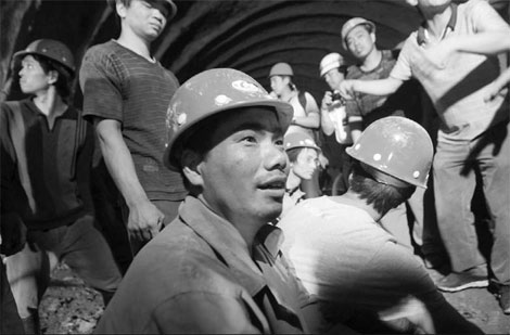 Trapped workers rescued from tunnel after 36 hours