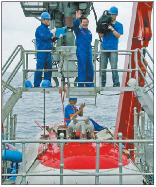 Diving crew holds deep ambitions