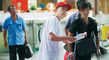 Volunteers provide a guiding light for travelers, community