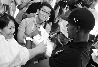Bolt attracts crowds and draws sponsors