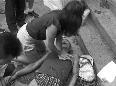 Quiet girl wins praise for selfless actions in rescue