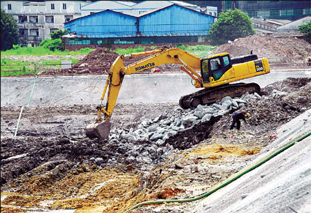 Heavy metals halt diggers