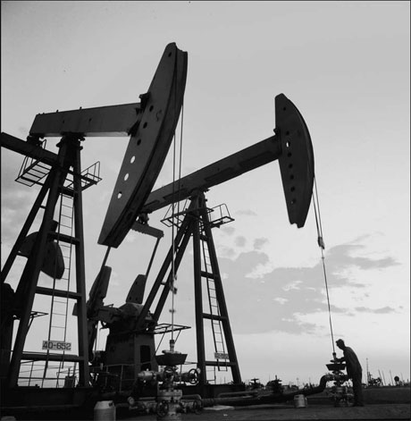 PetroChina Q2 profit falls below estimates