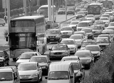 Beijing plans to charge tolls on some roads