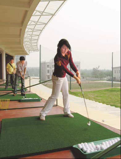 Golf courses increasingly in the rough