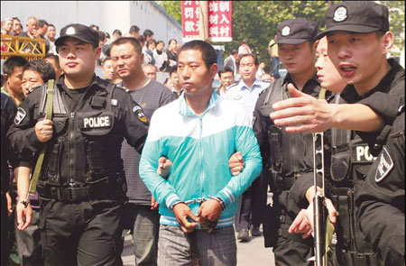 2 detained over journalist's death