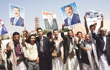 Yemeni president Saleh returns from Saudi Arabia