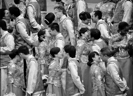 Marriage is in the air during weeklong National Day holiday