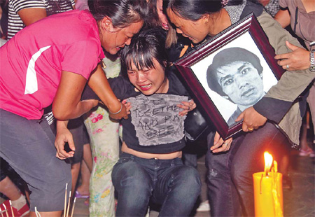 Probe into massacre urged