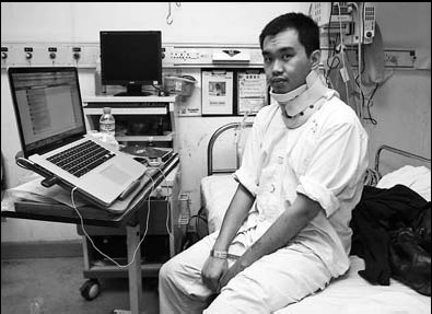 Wenzhou victim has neck surgery