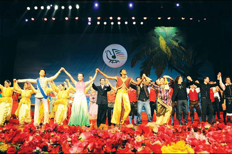 Guangxi Special: Song and art festival takes place in a region that's synonymous with love of folk music