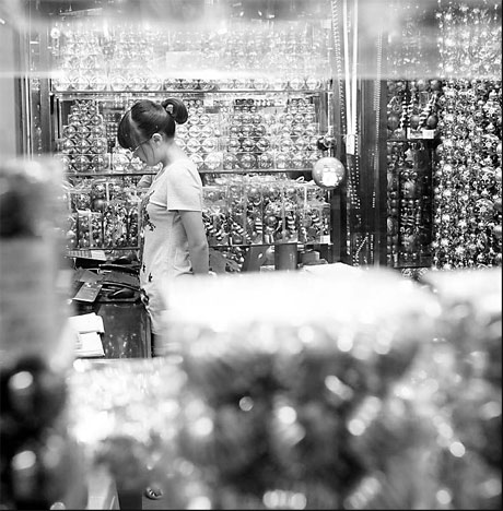 Small commodities bring big gains to Yiwu market