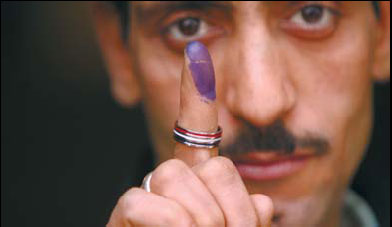 Egypt Islamists try to hold lead in poll