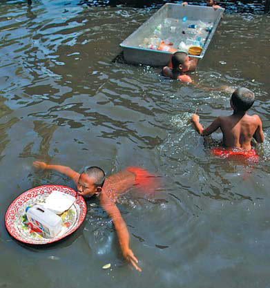 Thailand faces formidable task of rebuilding after floods