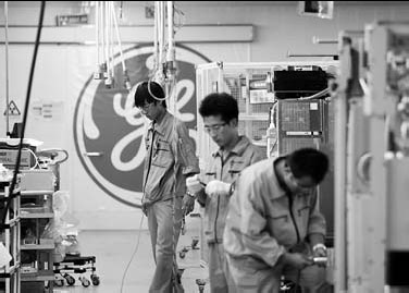 GE Healthcare adding to staff, budget for R&D