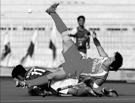 China helps Pakistan return to its home turf