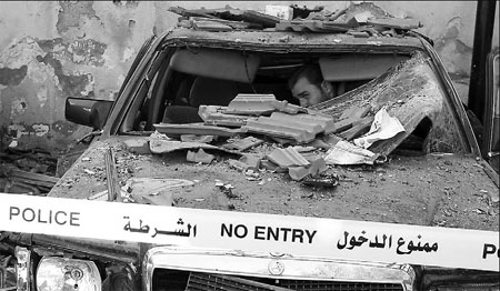Twin suicide car bombings shake Damascus, killing more than 40