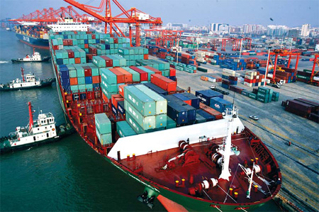 Historic port, hot modern trade center
