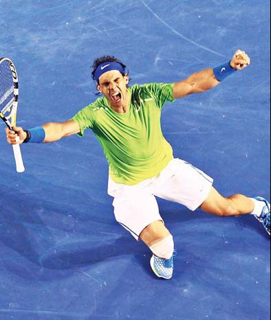 Nadal tops Federer in Open thriller