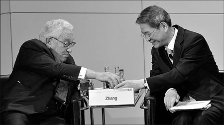 Military blocs 'have no role in Asia'