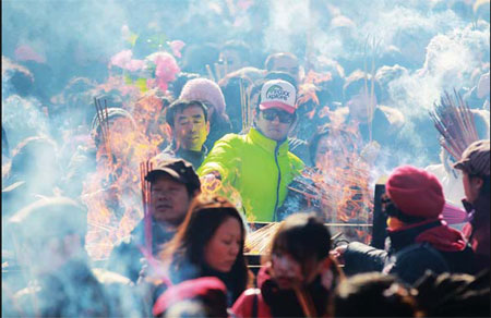 Buddhist temple offers e-blessing service