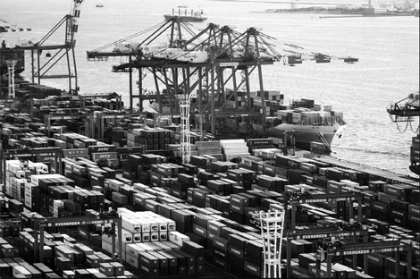 Japan's economy shrinks on weakening exports