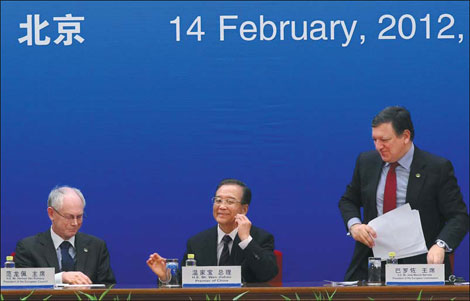 Eurozone downgrades 'won't deter' investment