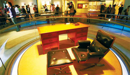 City's sons and daughters bring wealth