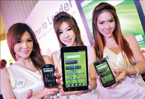 ZTE, Huawei aim to make mark in high-end phones