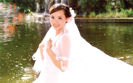 Heroic teacher remains in coma