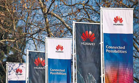 Huawei challenges layoff 'rumors'