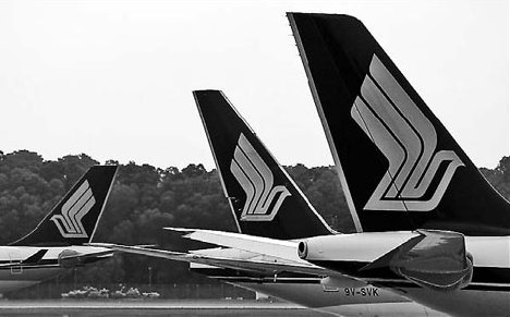 Budget airline offers passengers iPads instead of in-flight screens